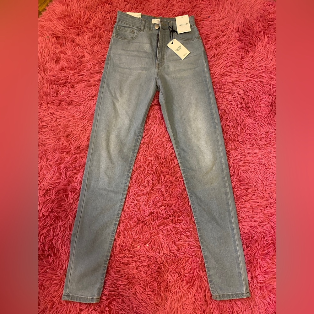 FOREVER 21 high rise skinny jeans. SIZE:26